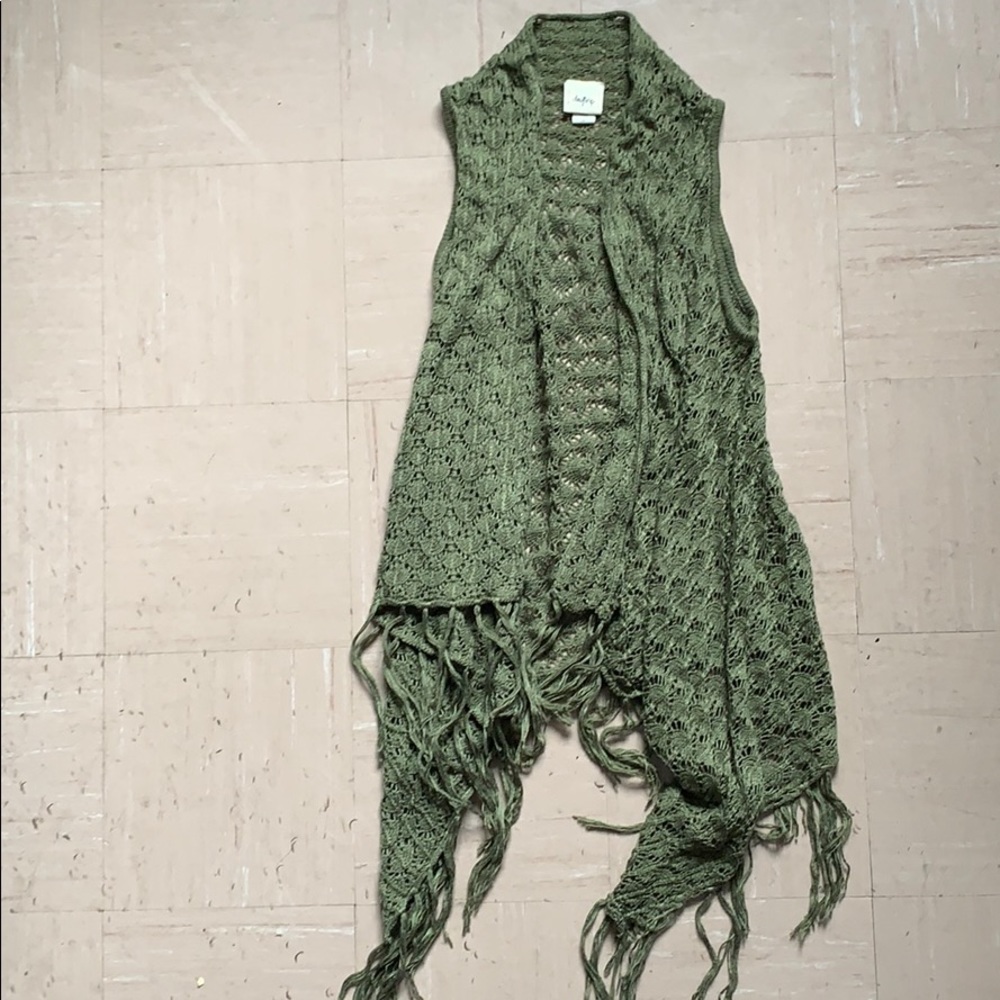 Daytrip green knitted sleeveless cardigan